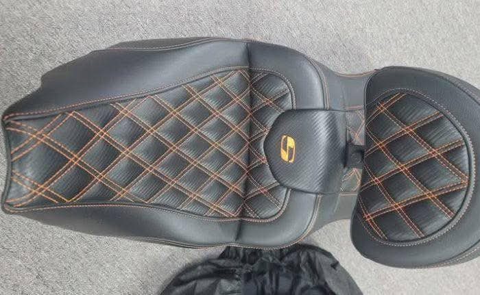 Saddleman Roadsofa CF LS Orange Stitching Gelcore Driver's Backrest